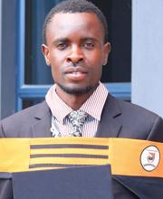 Tomas N Tuyolen Pahangwashimwe
